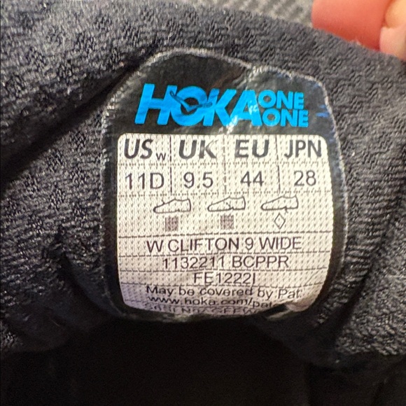 HOKA Clifton 9 Black 11D - Picture 6 of 7